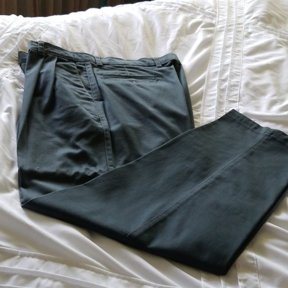 Slacks